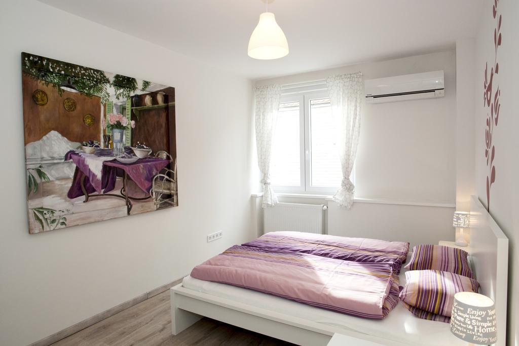 Ilona 2 Bedrooms Apartment In The Center Budapest Exterior photo